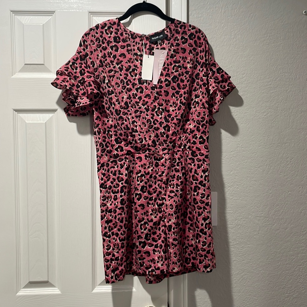Sugar Lips pink leopard romper size L
